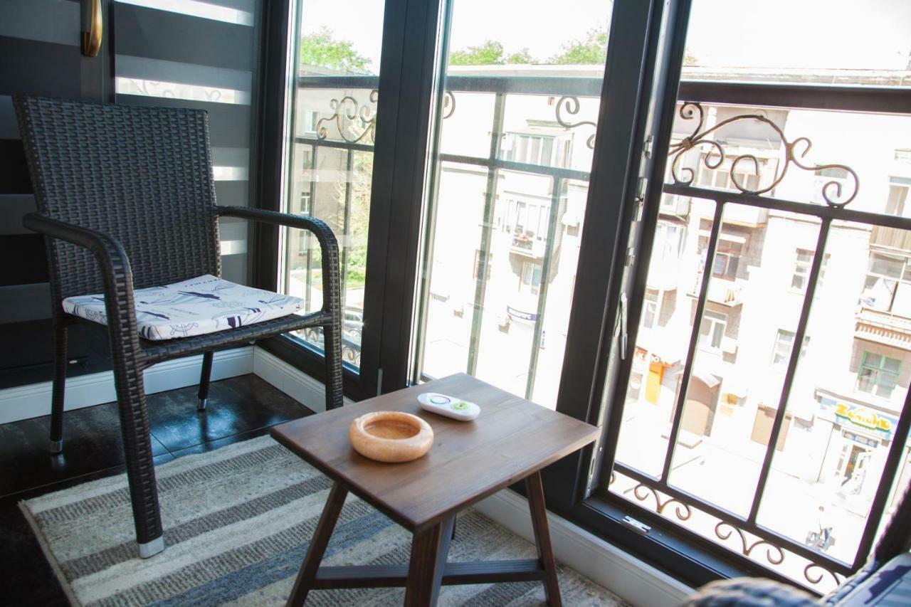 Vip Apartment On Lobanovskogo 19 Street Zaporizhia Extérieur photo